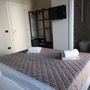 Camera con letto king size